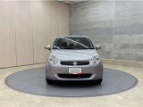 お車購入のポイントとなるフロントマスクです!かわいらしい目つきが印象的なデザインのヘッドランプです。