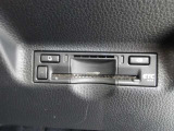 コンソール内にスッキリとインストールされたビルトインETCです。高速道路もスムーズにゲート通過できます。