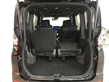 開口部の広いラゲージスペースは、ゴルフバックなどの荷物もラクラク積み込めます。