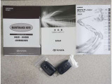 キーを取り出さずにドアを施錠&解錠。クルマの始動も可能です。