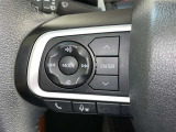 ステアリングスイッチ装備!運転しながら手元でオーディオの操作などができます。
