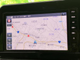 見やすい地図画面で、スムーズなナビゲーションを実現。目的地まで安心してお送りします。
