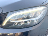 ●LEDヘッドライト:夜間走行時も良好な視界を確保し安心して運転できる高輝度LEDヘッドライトを装備!点灯速度が早く、消費電力も抑えられています。