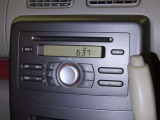 AM、FM、CDチューナーを装備しております