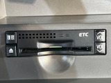 【ETC】高速道路の料金所をストレスなく通過!話題のスポットやサービスエリアに多い「スマートIC」利用時は必須のアイテムです。当店でセットアップを実施、ご納車当日からすぐにご利用いただけます!