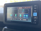 様々なメディアに対応し、快適なドライブを演出します。お気に入りの音楽やラジオを、高音質で楽しめます。