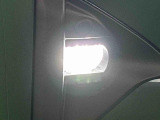 LEDフォグランプ LEDの明るい光が霧の発生や悪天候時に視界確保をサポートします!
