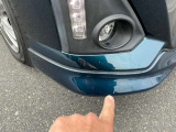 中古車ですのでどうしても傷はありますが別料金で納車前に直すこともできます!