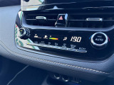 【 オートエアコン 】車内温度を感知して自動で温度調整をしてくれるのでいつでも快適な車内空間を創り上げます!//