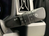車外の明るさによって自動で点灯・消灯するオートライト