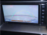 【バックモニター】後方の死角や障害物などを安全確認しながら駐車できます。運転初心者も熟練者も安心ですね♪