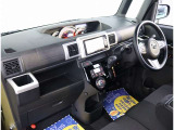工場は運輸支局認証工場です。認証工場でしか整備出来ないメンテナンスは、国家整備士資格を保有したスタッフが責任をもって整備致します。