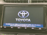 画面とその下の操作ボタンがまとまっており、必要な項目を確認しやすい配置です。ナビやオーディオなどの車内機能を利用する際も、表示を見ながら選べるので日常の移動に役立ちます。