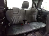 後席もゆったりドライブを楽しめます。店舗での現車確認も承っています!