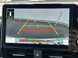 狭い駐車場や立体駐車場などもリアルに映るバックガイドモニター付でラクラク駐車♪