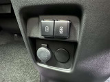 シガーソケット用の充電器が使用可能です!