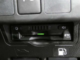 ナビ連動タイプのETC車載機です。ナビゲーションと連動してくれますのでカード未挿入を知らせてくれるなど便利な機能が追加されています。