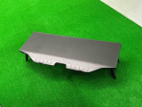 ラゲージアンダーボックスの蓋であるデッキボードを取り外して,レジャー時にテーブルとして使用できる便利なラゲージアイテムです