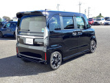 ☆当社販売スタッフは自動車のプロフェッショナルです!自動車の知識が全くないお客様でも安心してご来店下さい! 丁寧に分かりやすくご案内させていただきます☆