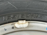 タイヤサイズは【165/60R15】