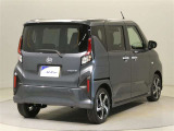 ご覧の車両以外にも多数のU-CARを展示販売しております。