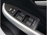 運転席から操作できます。