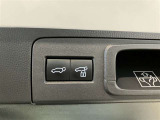 【パワーバックドア】荷物で手が塞がってても大丈夫!リモコンでピッ!力要らずでラクラク開閉!