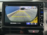 バックカメラも装備しております。車庫入れの苦手なお客様も安心!重宝してくれます!