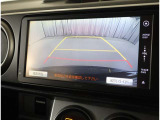 バックガイドモニターで、後方を確認しながら安心して駐車することができます。運転初心者も熟練者も必須の機能ですよ!