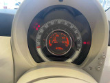 視認性に優れたメーターパネル。走行距離は12300kmとなります。