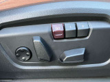 運転席はシートメモリー機能付!