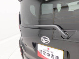 当社では全車、納車前にサービス工場で12ヶ月点検相当の整備を実施しております。そこで確認された不具合箇所は修理しておりますのでご安心下さい。