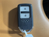 【スマートキー(エンジンスタートストップスイッチ)】スマートキー(電子キー)を持っていれば、スイッチを押すだけでエンジンをかけることができます!