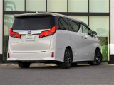店舗にて現車の確認もいただけますので、お電話で在庫のご確認の上是非ご来店くださいませ!!!