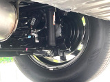 お車を安心してお乗りいただく為には、足回りの定期点検が欠かせません。サービスサポート(有償保証)では無料点検もご提供しており、安心のカーライフをお過ごしいただけるサポート体制が整っています。