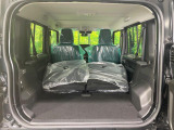 普段のお買い物や通勤、送迎等に十分な荷室スペースを確保しております。セカンドシートを倒すと、大きな荷物の積載も可能です♪
