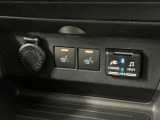 【アクセサリーソケット】12Vの電源は使いやすい位置に装備!用途は様々、スマホの充電やドラレコの電源として役に立ちます♪