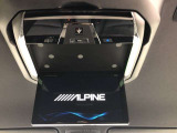 後席モニターが付いています。ロングドライブも退屈せずにお過ごしいただけますよ♪