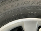 【ホイールキャップ】ホイールキャップはホイールを泥やほこりから守ります。取り付け・取り外しが簡単でお手入れも楽々♪中までしっかり洗浄しております。