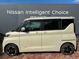 運転席側・助手席側ともにオートスライドドアで、乗り降りラクラク♪両手がふさがっていても、ドア下部へ足を振り入れると、ハンズフリーでドアの開閉が可能です(^^)/