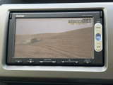 停車中に楽しめるTV機能は、待ち時間も快適に過ごせる嬉しい装備です。映像でリラックスし、次の目的地への準備を整えましょう。
