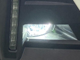 ディラーオプションのLEDフォグランプがついています。 LEDの明るい光が霧の発生や悪天候時に視界確保をサポートします!