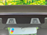 【スズキ セーフティサポート】走行中に前方の車両等を認識し、衝突しそうな時は警報とブレーキで衝突回避と被害軽減をアシスト。より安全にドライブをお楽しみいただけます。