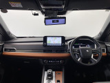 アウトランダー PHEV 2.4 P 4WD 本革シート