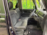 運転席シート廻りは使用感も少なく、良好な状態となっています。丁寧に使われていたことがよくわかりますね。