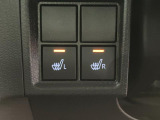 【運転席/助手席シートヒーター装備】 座面と背面を温め、寒い日のドライブを快適にします。