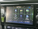 ラジオやテレビ、Bluetooth Audio、CDなど、複数のメディアを画面上から選べます。普段よく使う音源に合わせて切り替えられ、音楽や番組を楽しみたい場面で活躍します。