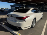 【安心のレクサス中古車保証】は、全国のトヨタでもお客様をサポートいたしま。遠方の方もお近くの方もご安心くださいませ。もしものときは全国のトヨタディーラー店で対応も可能でございます。