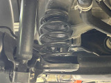 お車を安心してお乗りいただく為には、足回りの定期点検が欠かせません。サービスサポート(有償保証)では無料点検もご提供しており、安心のカーライフをお過ごしいただけるサポート体制が整っています。