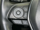 ステアリングスイッチ装備!運転しながら手元でオーディオの操作などができます。